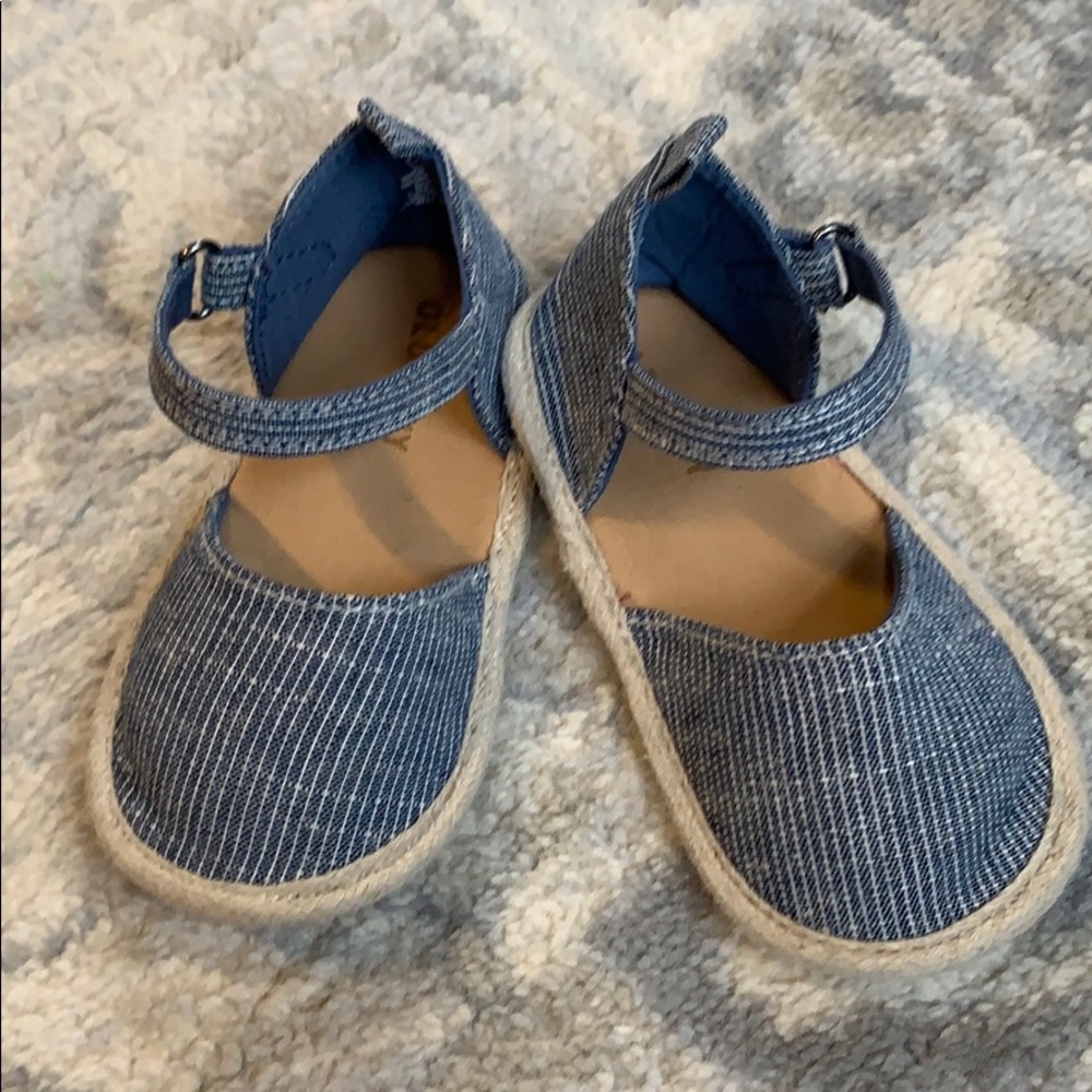 Old Navy sandals
